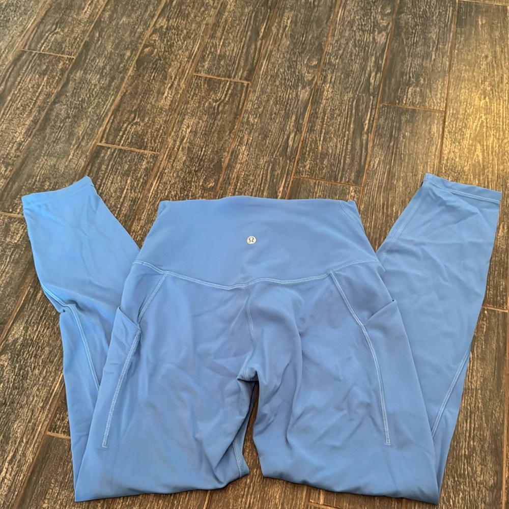 Lululemon align with pockets